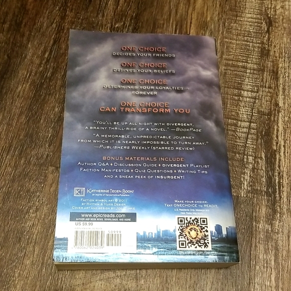 Divergent by Veronica Roth - EUC - Trade Paperback - Picture 2 of 3